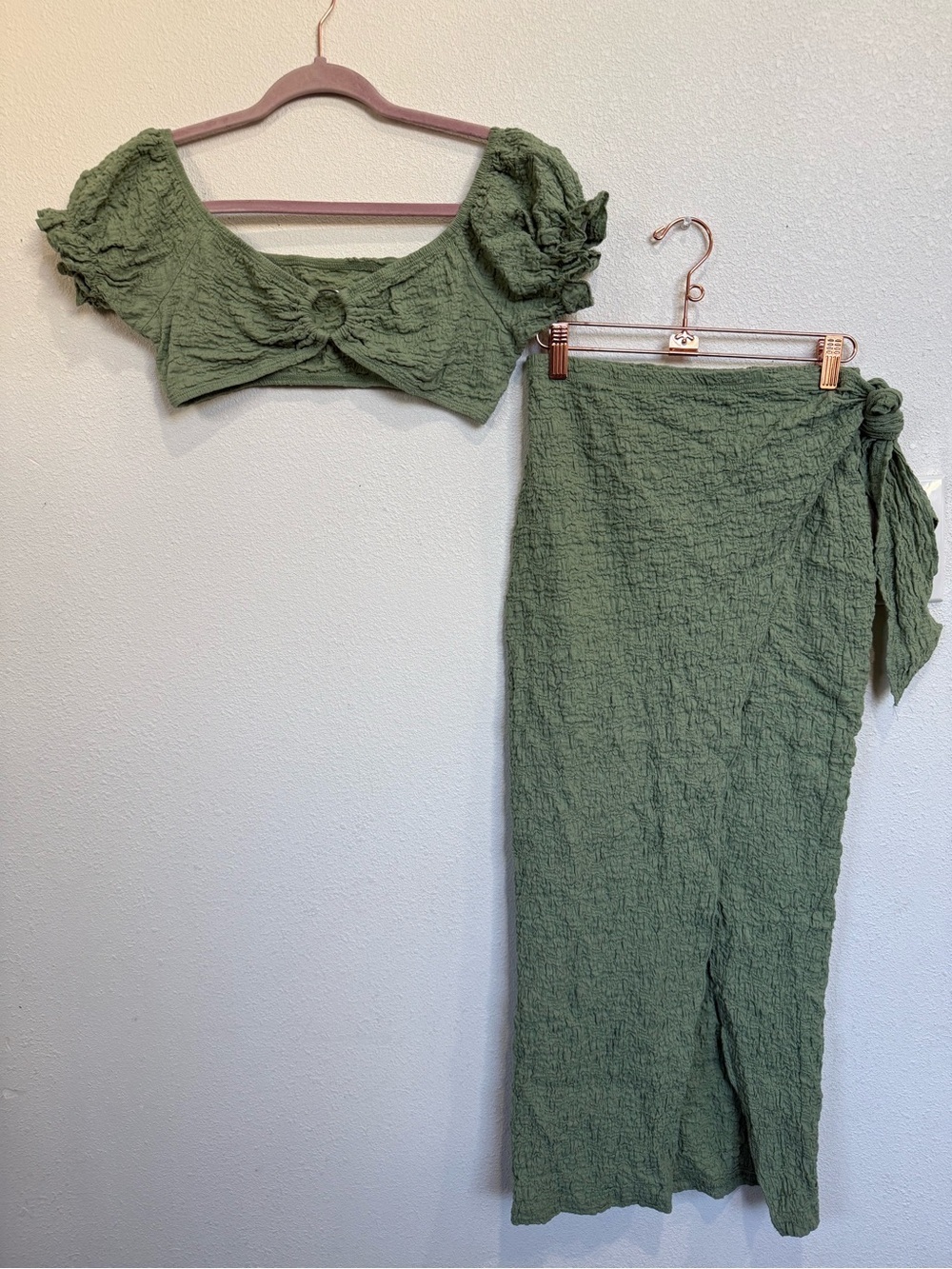 Sage Green Textured Two Piece Beach Set Wrap Skirt Puff Sleeve Top - Picture 2 of 11